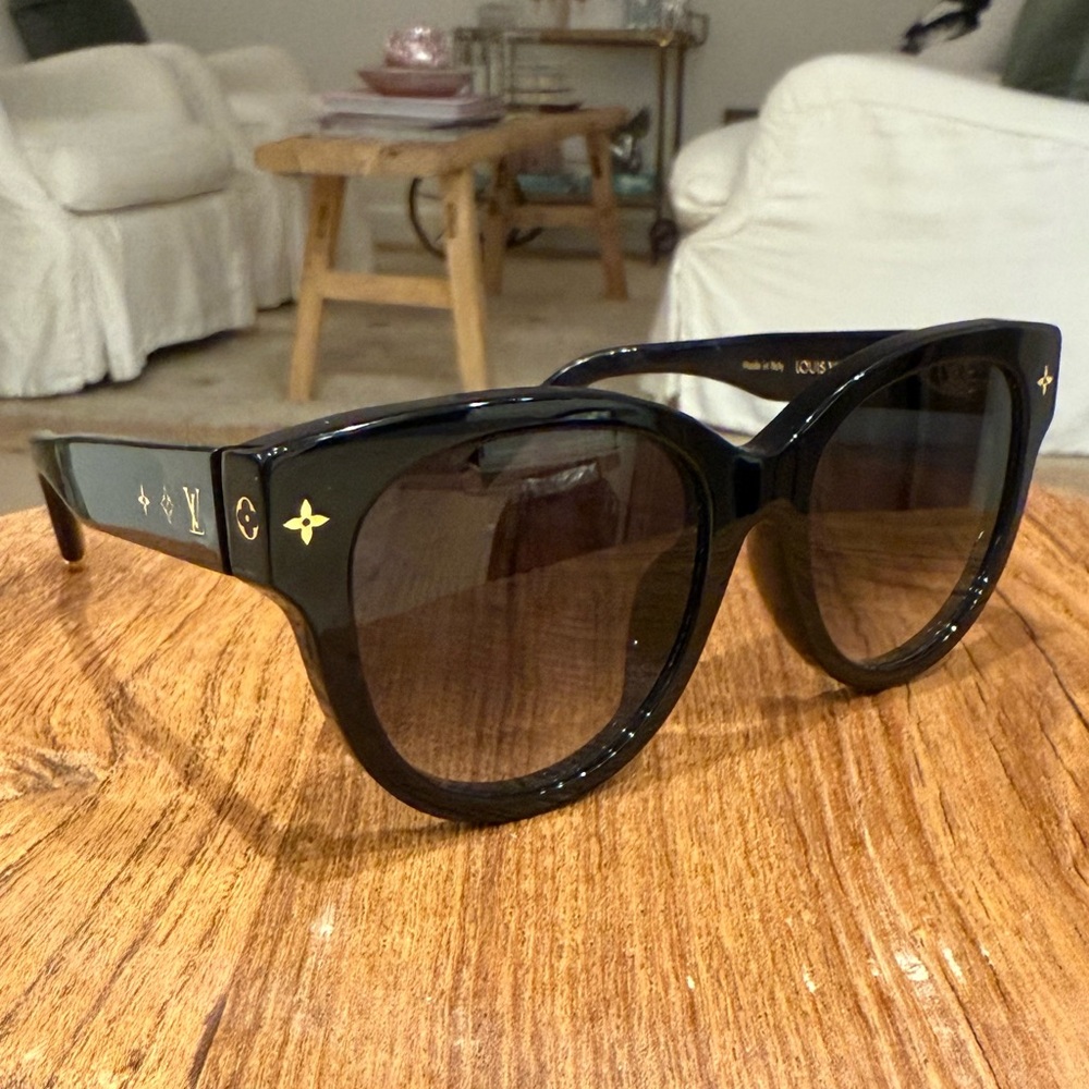 *SOLD* Louis Vuitton My Monogram Round Sunglasses Style Z1526E